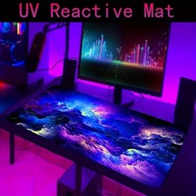 1 Adet Büyük Oyun E-spor Bilgisayar Kalınlaştırılmış Floresan Mouse Pad, Modern Galaksi Desenli Baskı Masaüstü Mat, Uv Siyah Işık Kaymaz Mouse Pad 400 900 3mm/15.7 35.4inch