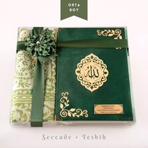 Seccade + Tesbih + Kuran Hediye Seti Orta Boy, Kadife, Zeytin Yeşili, Lafzatullah