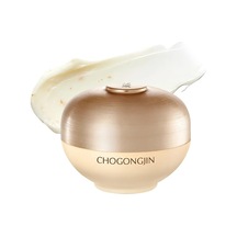 Yıpranmış Cildi Besleyen, Aydınlık Ve Elastik Görünüme Yardımcı Krem Chogongjın Geumsul Jin Cream