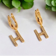 Kadın Zirkon Taşlı Rodyum Kaplama H Harf Küpe 888013