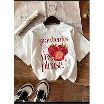 Medinenur Strawberries Baskılı Basic T-shirt Beyaz