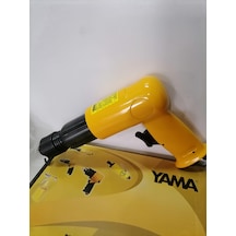 Yama At 2012 Kalafat Çekiç