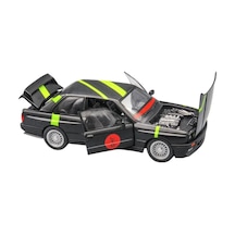 Model Araba M3 E30 1988 1/24 Sesli Işıklı