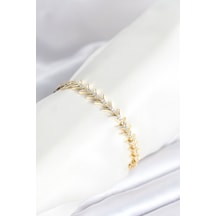 Pirinç Gold Renk Balık Sırtı Model Zirkon Taşlı Kadın Bileklik Altın