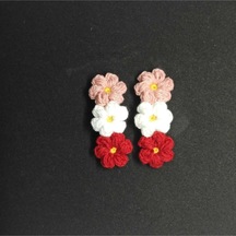 Üç Çiçek Şık Tasarım Amigurumi 2 Li Toka Seti Kırmızı Tek Ebat Çok Renkli