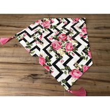 Zigzag Üzerine Gül Desenli Runner Çok Renkli