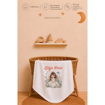 İsme Özel Kız Bebek Battaniyesi 80x80 Cm %100 Pamuk Çift Kat Penye Organik Baskılı İsimli Bebek Battaniyesi 1078b Ekru