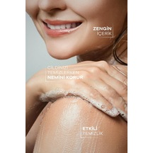 Clinic Çilek Tazeliği Duş Jeli Panthenol Ile Cildinizi Onarın 250 Ml Diğer