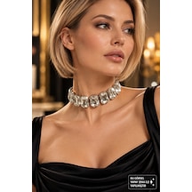 Kadın Gümüş Renkli Büyük Kristal Taşlı Şık Choker Kolye Abiye Ve Davet Takısı Gümüş - 934782130 Gümüş