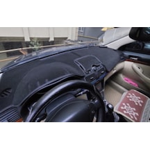 2003-2009 Modellerine Uygun Toyota Avensis Torpido Koruma Halısı Siyah Kenar Renk Siyah