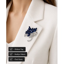 Premium Safir Mavisi Kristal Taşlı Çiçek Ve Fiyonk Tasarımlı Kadın Broş Açık Gri
