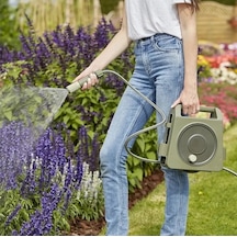 Verve Mikro Hortum Makarası 10 Metre Gri Sprey Başlıklı, 2 Bağlantı Aparatlı Bahçe Hortumu Seti Verve Mikro Hortum Makarası 10 Metre Gri Sprey Başlıklı, 2 Bağlantı Aparatlı Bahçe Hortumu Seti