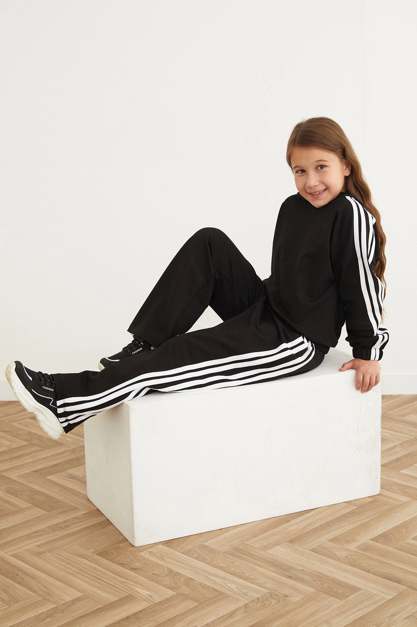 Siyah