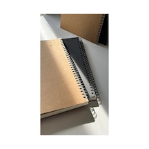 B5 Boyutunda, Siyah Kapaklı Spiralli Defter, 100 Yaprak Çizgisiz 124-Pembe