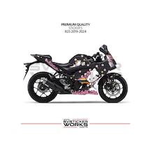 Yamaha R25 Hello Kitty Kaplama Sticker Motor Kaplama Modeli Hazır Kit 2019 / 2024 Uyumlu Siyah