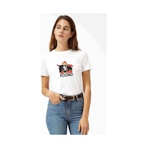 Carmen Sandiego Found Kadın Beyaz Tshirt