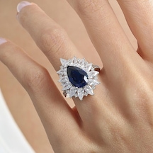 Mia Vento Effective Diamond Londra Tutkusu Sentetik Safir Taşlı Gümüş Yüzük