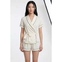 Kuşaklı Biye Detaylı Viskon Şortlu Dokuma Pijama Takımı Bej