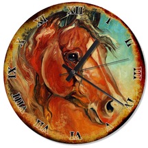 Eski Zeminde Kırmızı At Başı Akarlı Duvar Saati