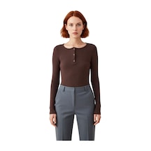 Ersefa Stil Kadın Çıtçıtlı Fitted Vücuda Oturan Fitilli Esnek Bluz Regul Açık Kahverengi