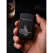 İsime Kişiye Özel Osmanlı Tuğrası Temalı Benzinli Çakmak Premium Hediye Dolu Gönderim Siyah
