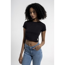 Siyah