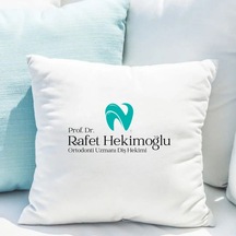 Diş Hekimlerine Özel Saten Yastık Kılıfı 50x50 Cm İsme Özel Diş Hekimi Temalı Dekoratif Kırlent Kılıfı İçi Boş Beyaz