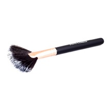Geniş Açılı Yelpaze Fırçası - Make Up Professional Black Series 8681771032012