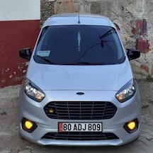 Sts Oto Aksesuar Ford Courier 2018-2021 Uyumlu Batman Yarasa Ayna Kapağı Piano Black Abs Plastik (01)