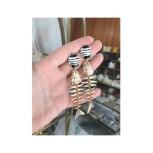 Marka Model Balık Kılçığı Küpe Siyah