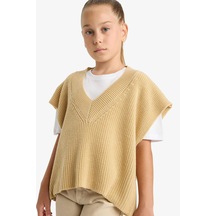 Defacto Kız Çocuk Oversize Geniş Kalıp V Yaka Triko Süveter F2625a825aubn300 Kahve Defacto Kız Çocuk Oversize Geniş Kalıp V Yaka Triko Süveter F2625a825aubn300 Kahve