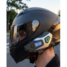 Kask İçine Uyumlu Kablosuz İletişim Sistemi Ipx8 Su Geçirmez Led Ekranlı