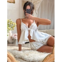 Dantel İşlemeli İnce Askılı Beyaz Saten Şortlu Takım Beyaz