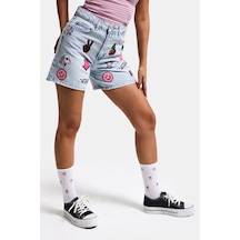 Itsbasic Kadın Ice 4s6-3 Relax Mom Fit Emoji Nakış Detaylı Özel Tasarım Denim Şort Ice Rengi