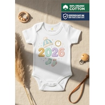 Babylimon İlk Yılbaşı Bebek Zıbını, %100 Organik Pamuk Unisex Body, Kısa Kollu, Pastel Şapka Çorap Desenli Beyaz - 800976239 Beyaz