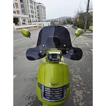 Motocam Küba Bayberry Ön Cam 2024-2026 Model 37cm Siyah Renkli 4mm Elcikli Aparatsız