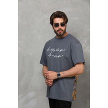Erkek Bisiklet Yaka Baskılı Oversize T-shirt - Füme Füme