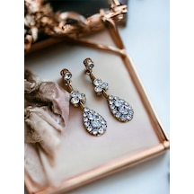 Kristal Taşlı Sallantılı Küpe Beyaz Kristal Taşlı Sallantılı Küpe Beyaz