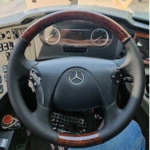 Mercedes Axor Travego Araca Özel Direksiyon Kılıfı Ahşap Nokta Siyah İp Siyah