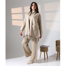 Bohem Şıklık Püskül Detaylı Üçlü Triko Takım Vizon