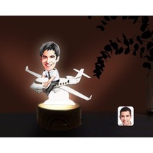 Kişiye Özel Erkek Kaptan Pilot Karikatürlü Dekoratif 3D Biblo Led