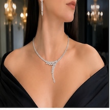 Luna Zarafet Kadın Taşlı Abiye Kolye Küpe Seti Gümüş Renk Y Model Işıltılı Takı Seti Renkli