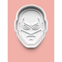 Iron Fist Figürü Kurabiye Kalıbı Ve Şeker Hamuru Kalıbı