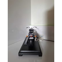 Yamaha Road Star Warrıor 1/18 Ölçek Motorsiklet