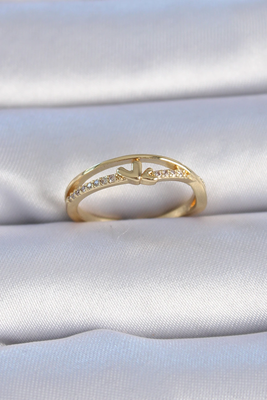 Tua Moda Pirinç Gold Renk Zirkon Taşlı Kalp Model Kadın Yüzük Çok Renkli