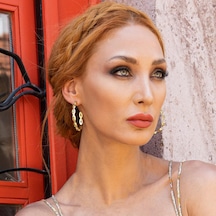 Peridot Taşlı Mekik Modeli Gold Kaplama Gümüş Halka Küpe Gümüş