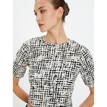 Koton Crop Tişört Kısa Kollu Bisiklet Yaka Siyah Desenli 4wak50212ek 4WAK50212EK9D9 Siyah
