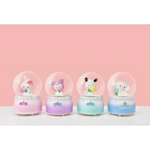 Kuromi Işıklı Kar Küresi 7 Cm