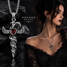 Paslanmaz Çelik Kırmızı Zirkon Taşlı Yılan Kanat Detaylı Gotik Kadın Kolye