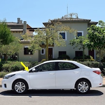 Toyota Corolla 2014-2019 Sol Dış Ayna Önü Üçgen Plastik Kapak